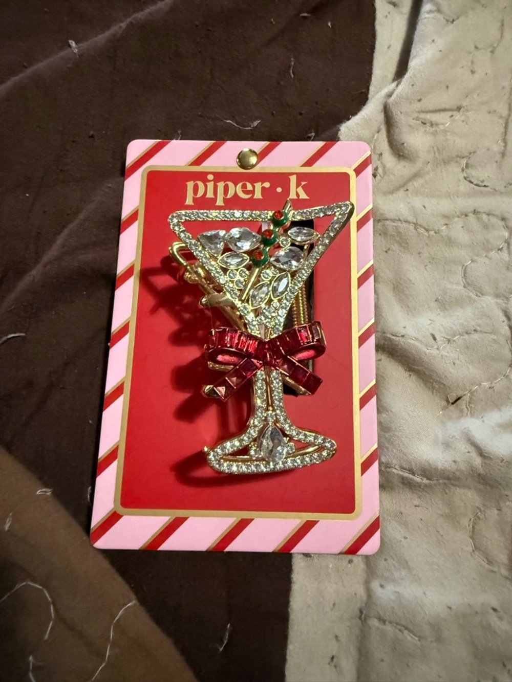 Piper-k Crystal Martini claw Clip  with Red Bow